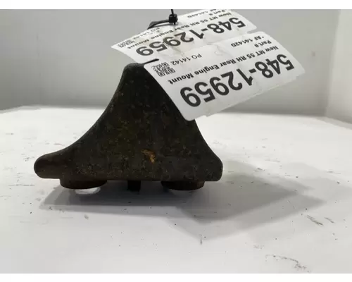 FREIGHTLINER MT55 Engine Mounts