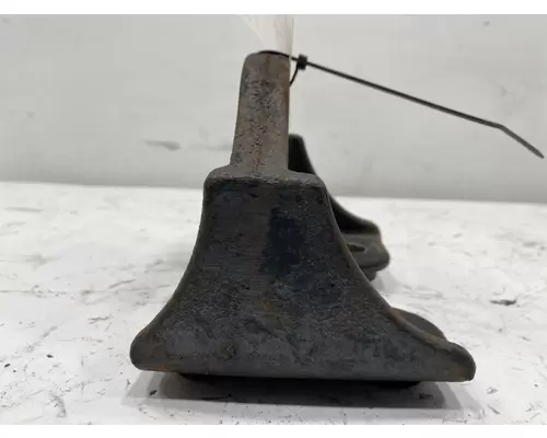 FREIGHTLINER MT55 Engine Mounts