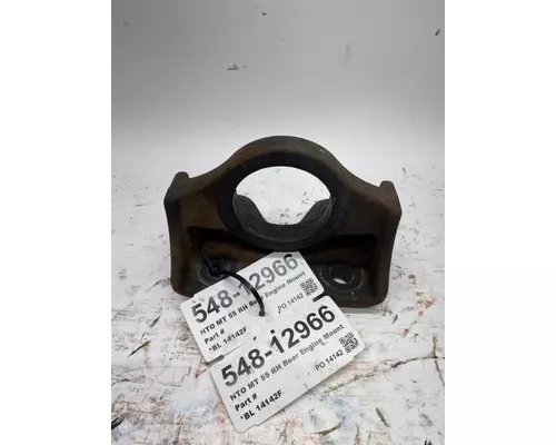 FREIGHTLINER MT55 Engine Mounts