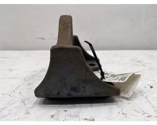 FREIGHTLINER MT55 Engine Mounts