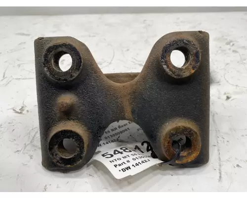 FREIGHTLINER MT55 Engine Mounts