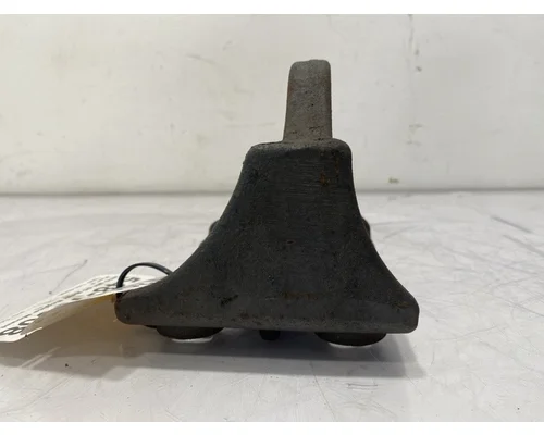 FREIGHTLINER MT55 Engine Mounts