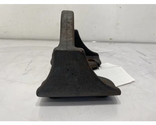 FREIGHTLINER MT55 Engine Mounts