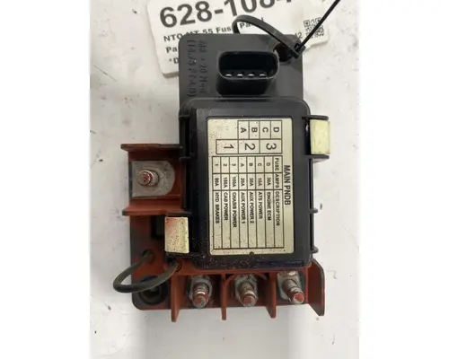 FREIGHTLINER MT55 Fuse Box