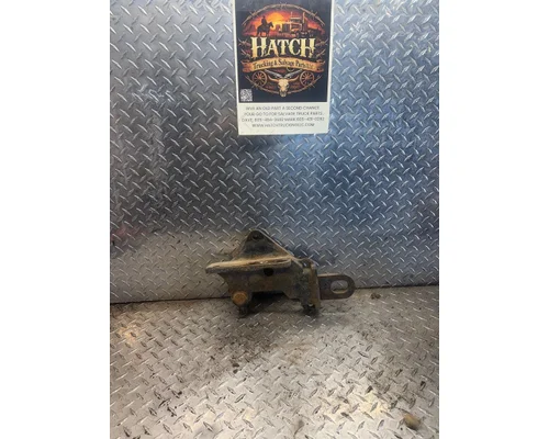 FREIGHTLINER Med. Conv. Bumper Bracket, Front