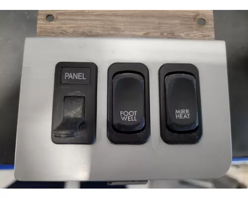 FREIGHTLINER PARTS ONLY Dash Panel
