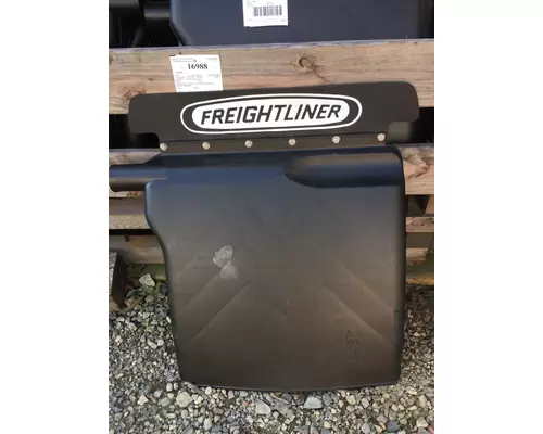 FREIGHTLINER PARTS Quarter Fender