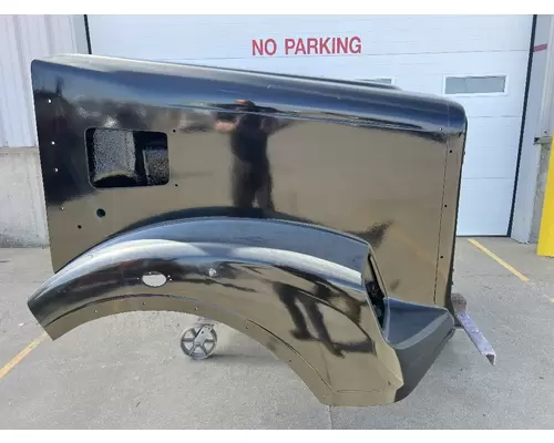 FREIGHTLINER SD122 Hood