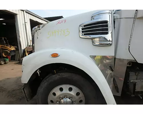 FREIGHTLINER SD122 Hood