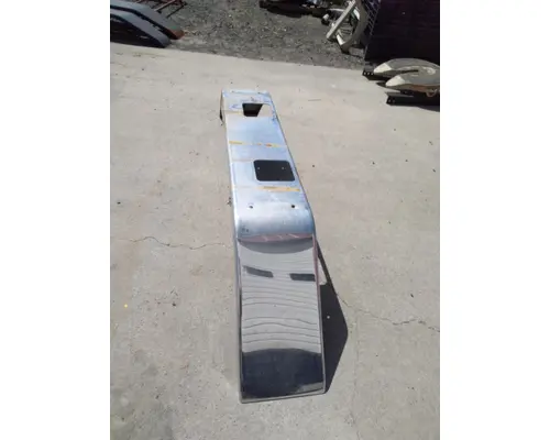 FREIGHTLINER SD BUMPER-COMPLETE