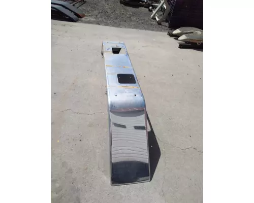 FREIGHTLINER SD Bumper Assembly, Front