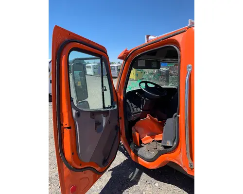 FREIGHTLINER SD CAB ASSEMBLY
