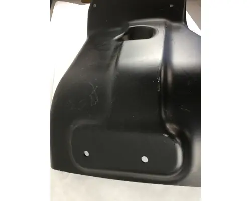 FREIGHTLINER SD FENDER-INNER