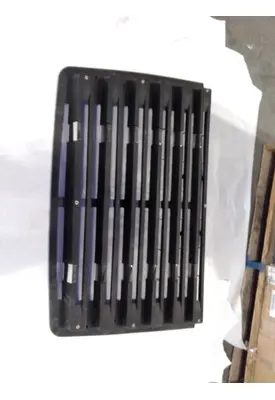 FREIGHTLINER SD GRILLE