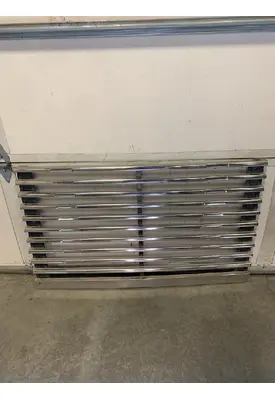 FREIGHTLINER SD GRILLE