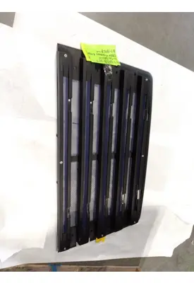 FREIGHTLINER SD GRILLE