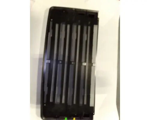 FREIGHTLINER SD GRILLE