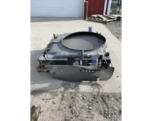 FREIGHTLINER SD RADIATOR ASSEMBLY