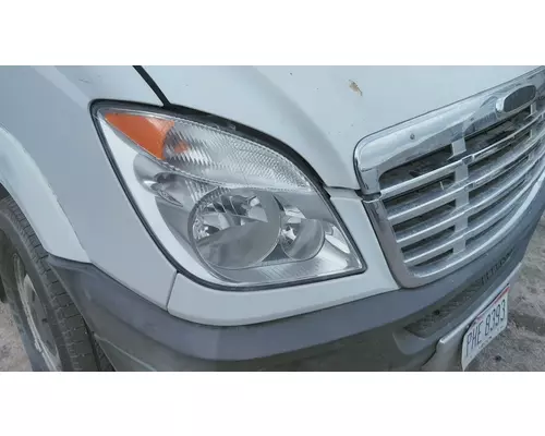 FREIGHTLINER SPRINTER 2500 HEADLAMP ASSEMBLY