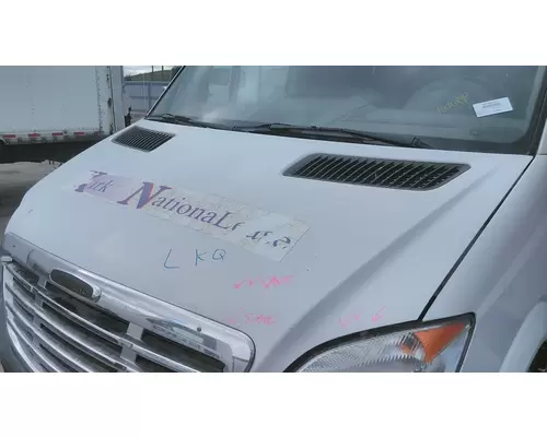 FREIGHTLINER SPRINTER 2500 HOOD