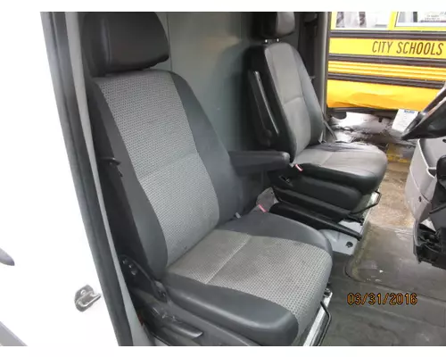 FREIGHTLINER SPRINTER 2500 SEAT, FRONT