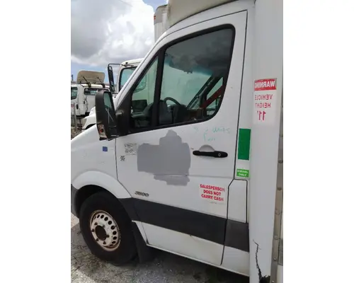 FREIGHTLINER SPRINTER 3500 2007-2009 DOOR ASSEMBLY, FRONT