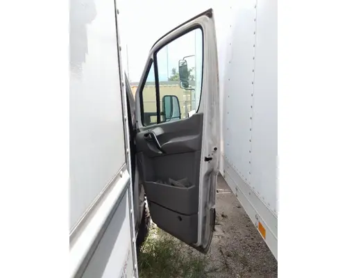 FREIGHTLINER SPRINTER 3500 2007-2009 DOOR ASSEMBLY, FRONT