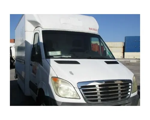 FREIGHTLINER SPRINTER 3500 CAB