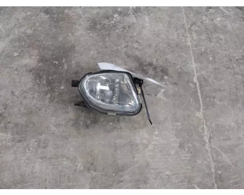 FREIGHTLINER SPRINTER 3500 FOG LIGHT