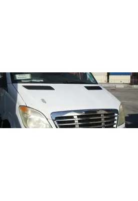 FREIGHTLINER SPRINTER 3500 HOOD