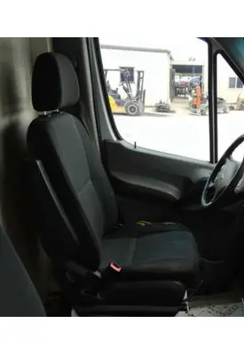 FREIGHTLINER SPRINTER 3500 SEAT, FRONT
