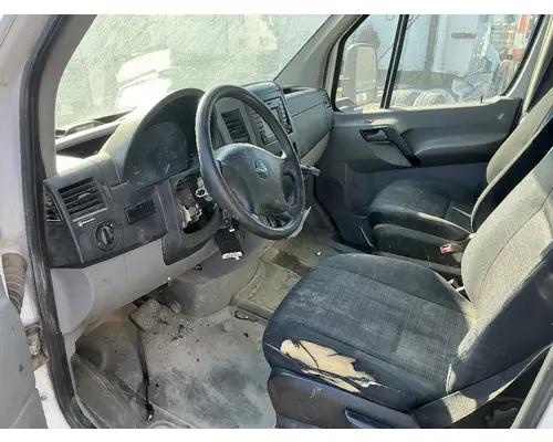 FREIGHTLINER SPRINTER 3500 Seat, Front