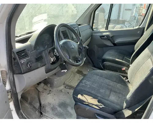 FREIGHTLINER SPRINTER 3500 Steering Column
