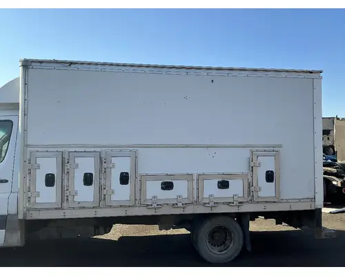 FREIGHTLINER SPRINTER Body  Bed