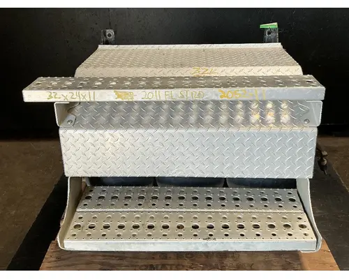 FREIGHTLINER ST120 Battery BoxTray