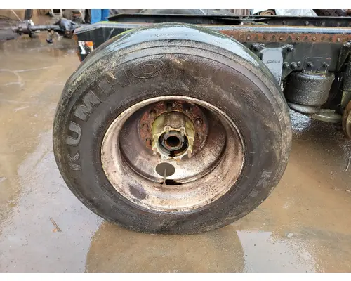 FREIGHTLINER ST120 Complete Vehicle