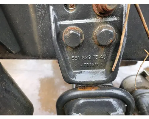 FREIGHTLINER ST120 Complete Vehicle