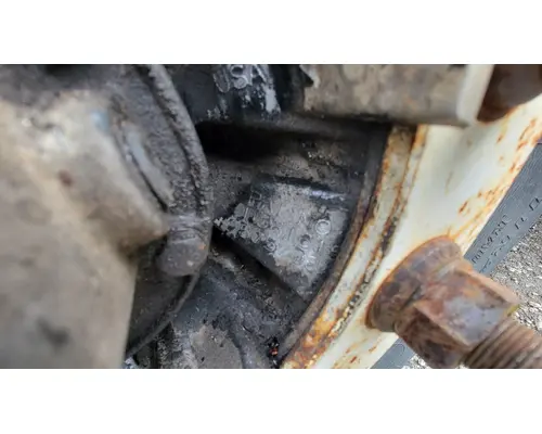 FREIGHTLINER ST120 Complete Vehicle