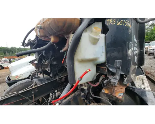 FREIGHTLINER ST120 Complete Vehicle