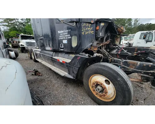 FREIGHTLINER ST120 Complete Vehicle