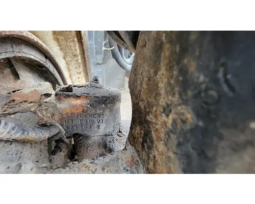 FREIGHTLINER ST120 Complete Vehicle