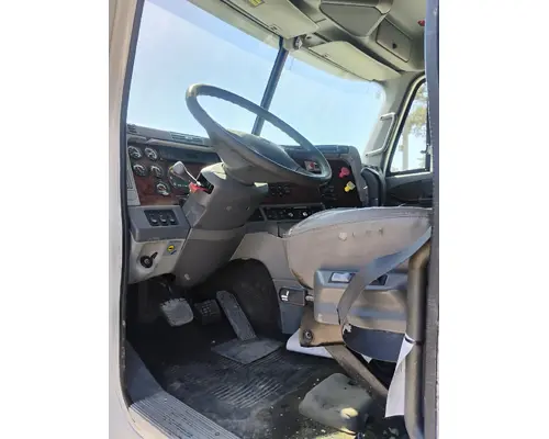 FREIGHTLINER ST120 Complete Vehicle