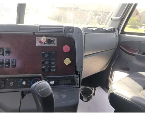 FREIGHTLINER ST120 Complete Vehicle