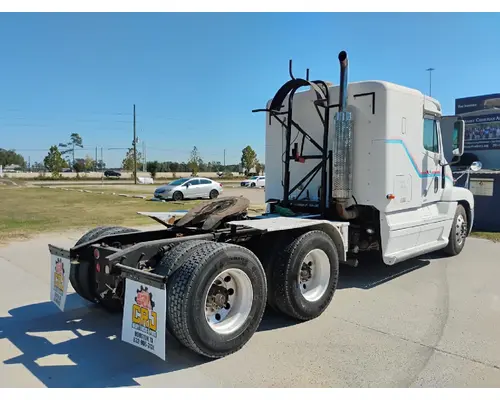 FREIGHTLINER ST120 Complete Vehicle