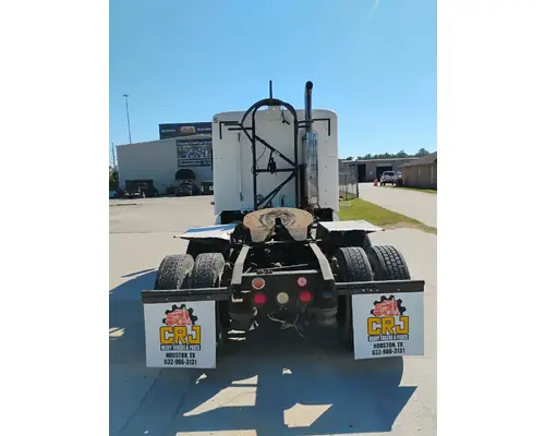 FREIGHTLINER ST120 Complete Vehicle