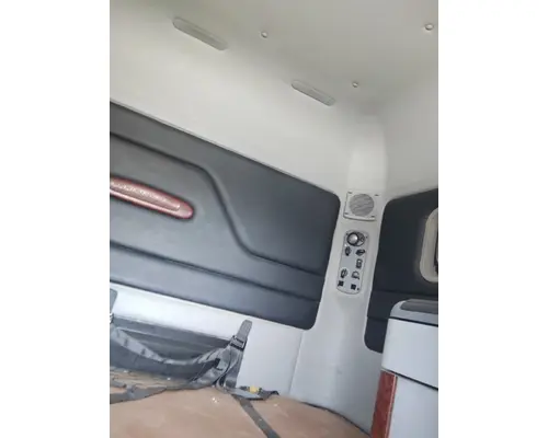 FREIGHTLINER ST120 Complete Vehicle