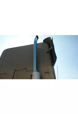 FREIGHTLINER ST120 Exhaust Pipe