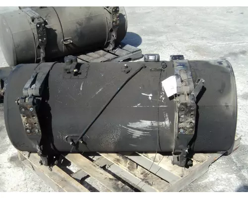 FREIGHTLINER ST120 FUEL TANK