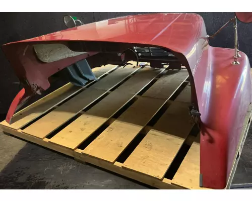 FREIGHTLINER ST120 Hood