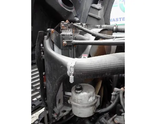 FREIGHTLINER ST120 Intercooler